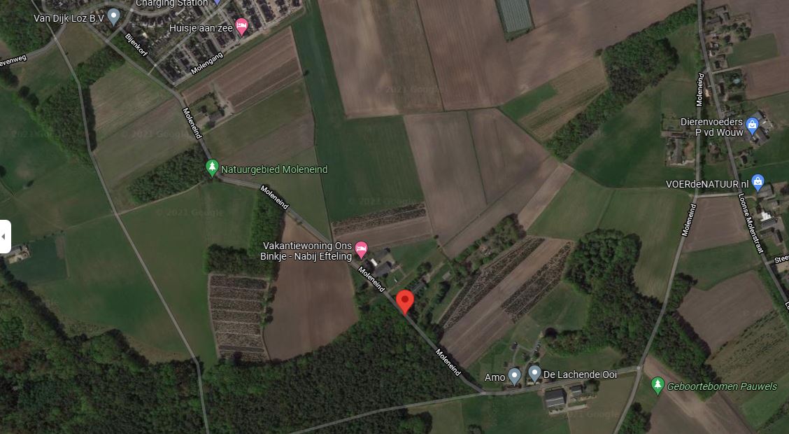 Klik voor foto in apart venster moleneind_21__tilburg_-_opname_google_maps_2021__moleneind_22_bestaat_niet_meer__nummering_nog_steeds_van_1_tot_35.jpg