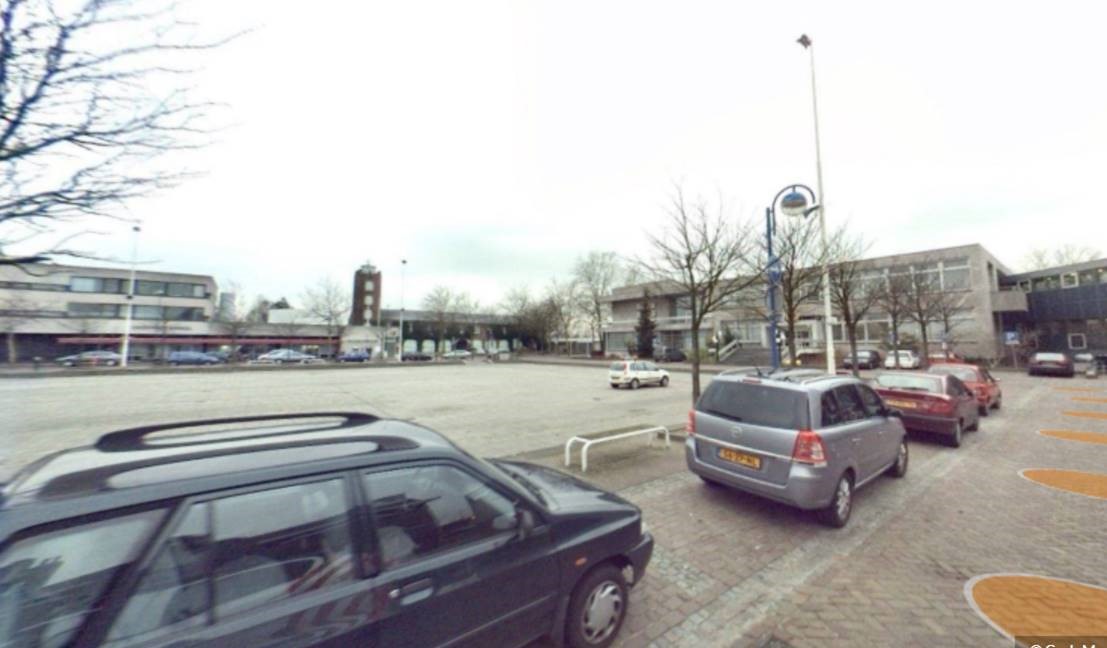 anton_pieckplein__voorheen_markt_kaatsheuvel_-_2009_met_plein.jpg