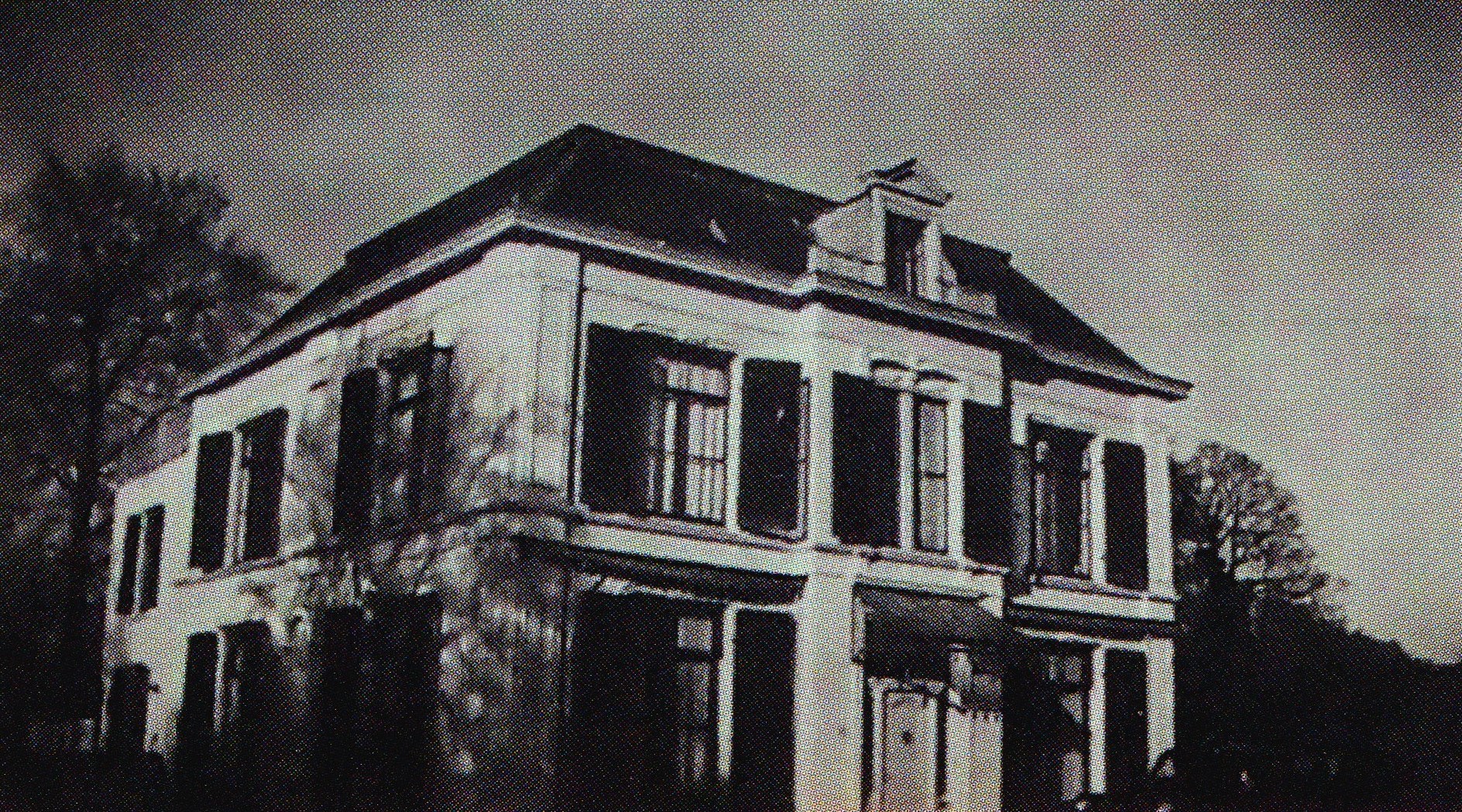 Klik voor foto in apart venster houdt_anna_van_den__huize_brakkenstein_in_nijmegen__waar_zij_in_1949_na_4_jaar_ziekte_thuis__verder_verpleegd_zou_worden.jpg