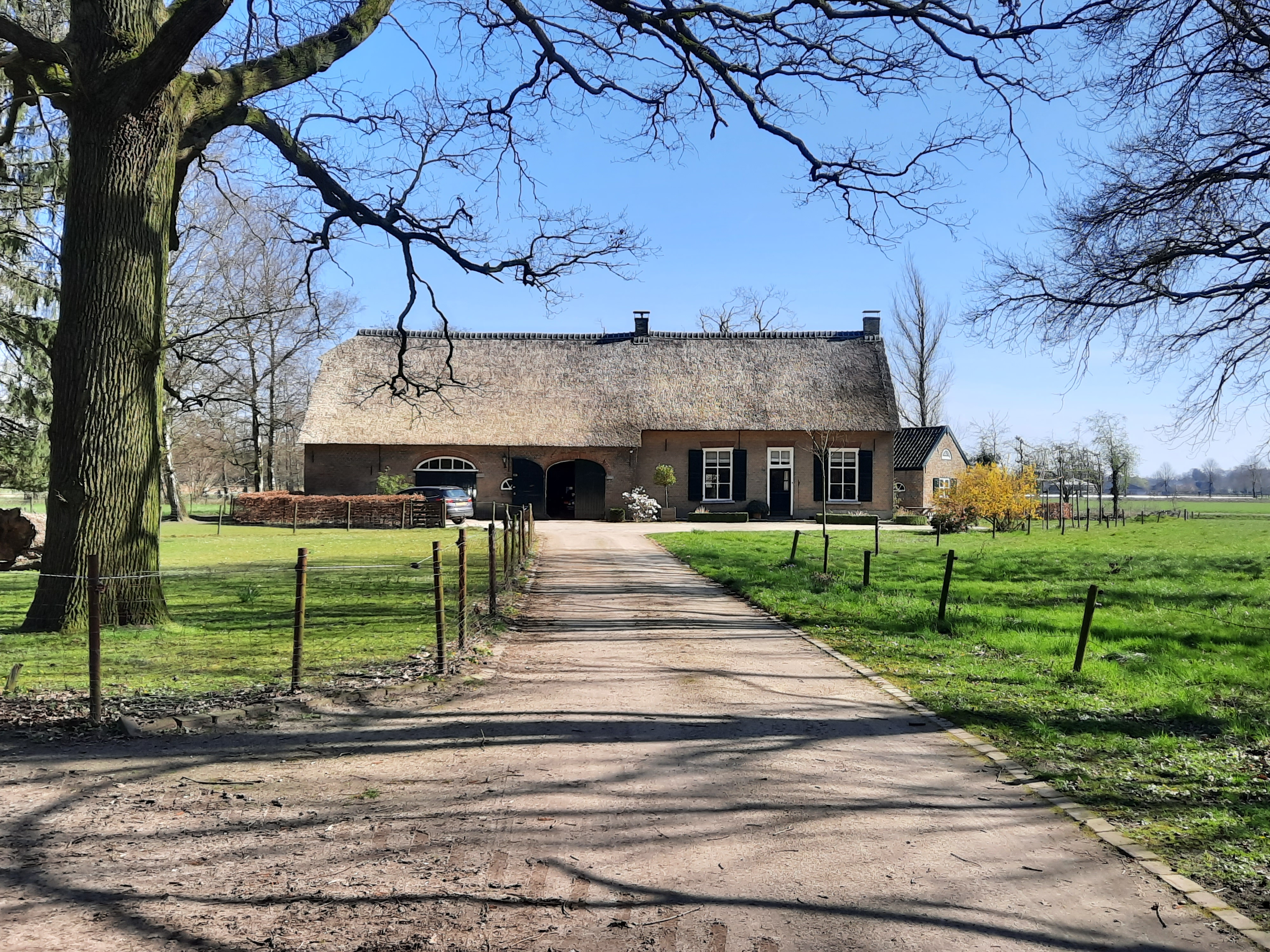 ulvenhout__hoeve_voorbij_huisnr_75__meer_aan_de_waterkant__opname_jac_meeren_30_maart_2021.jpg